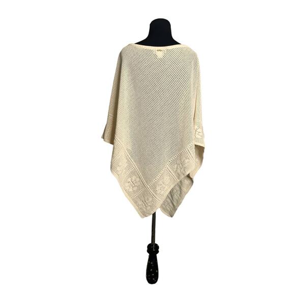 St. John by Marie beige off white knit poncho sweater One Size - Picture 2 of 15